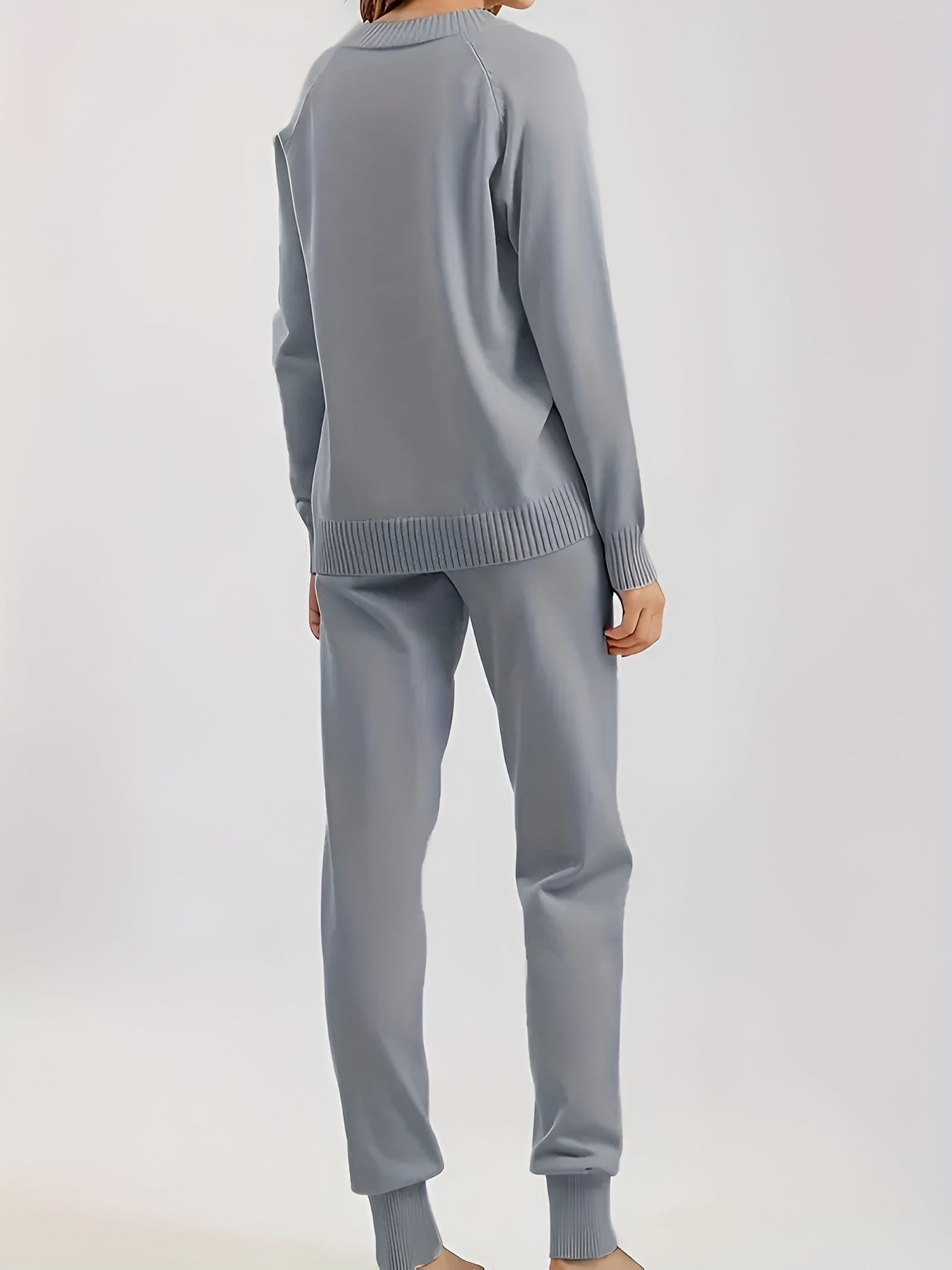 Leonora -  Behageligt sæt med lange ærmer